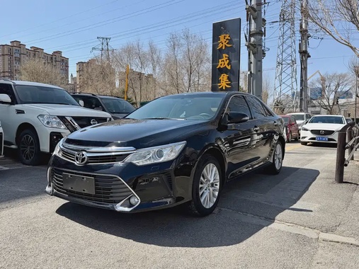 Toyota Camry 2015