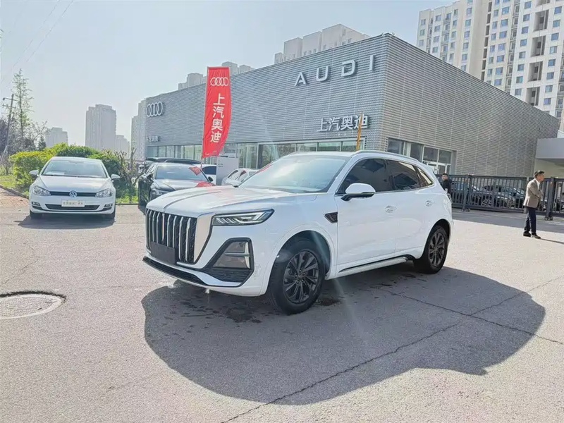 Hongqi HS5