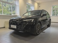 Audi SQ7 2024