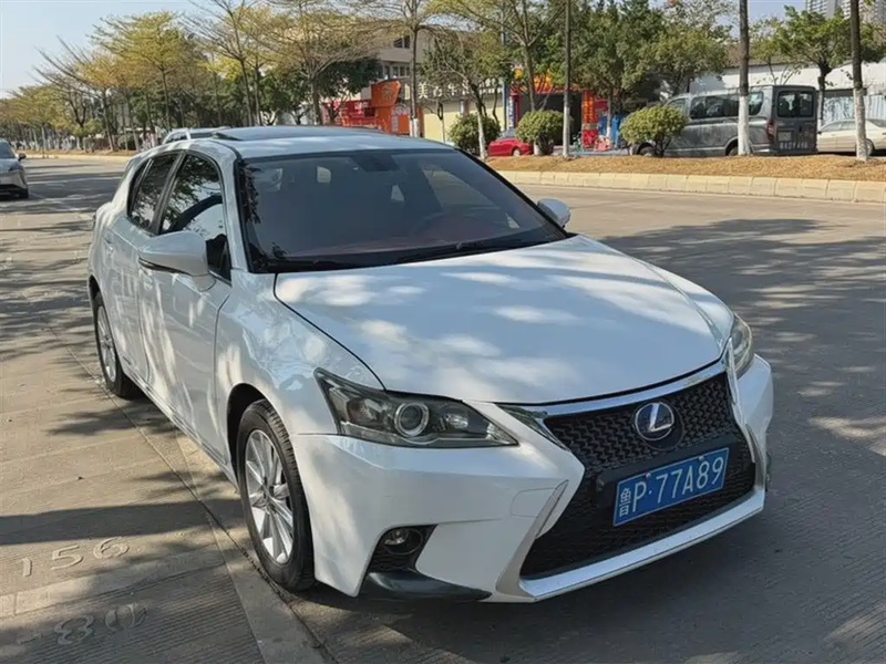 Lexus CT