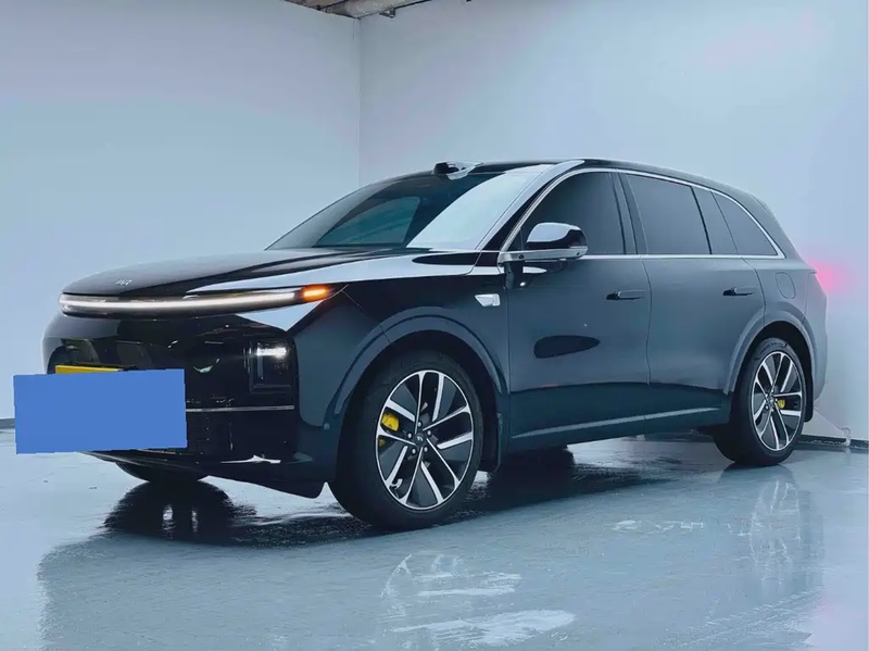 Li Auto L6