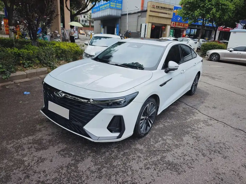 Chery Arrizo 8
