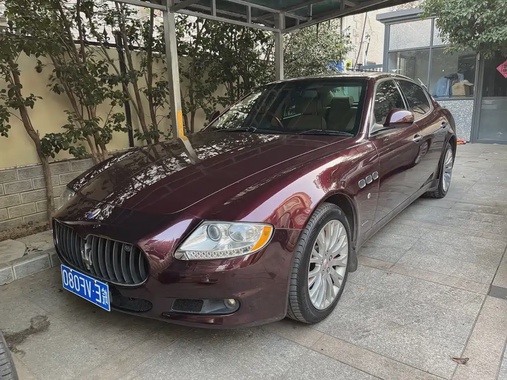 Maserati Quattroporte 2010