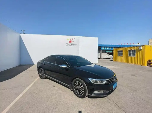 Volkswagen Magotan 2016