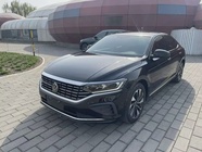 Volkswagen Passat 2023