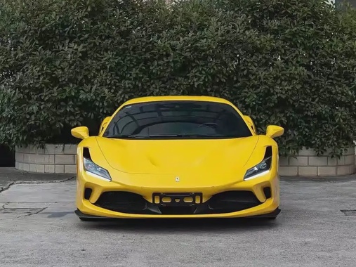 Ferrari F8 2021