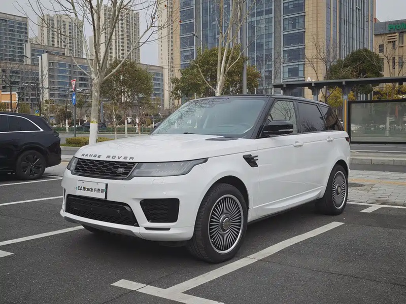 Land Rover Sport