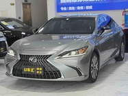 Lexus ES 2023