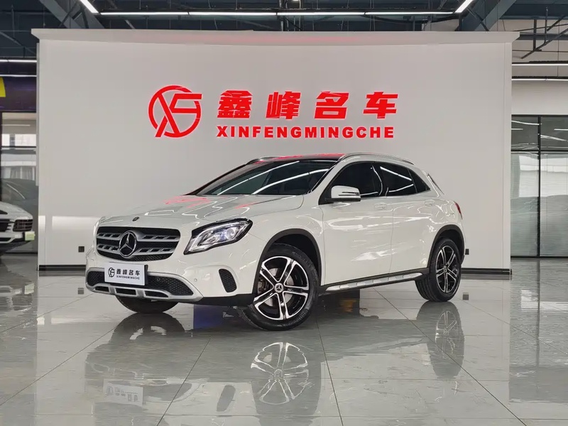 Mercedes-Benz GLA-Class