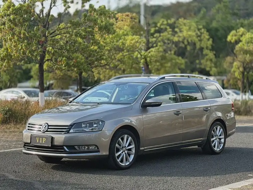 Volkswagen Magotan 2015