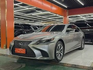 Lexus LS 2019