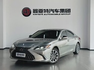 Lexus ES 2023
