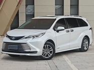 Toyota Sienna 2024