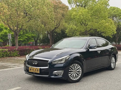 Infiniti Q70 2018