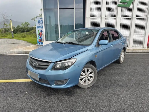 BYD L3 2015