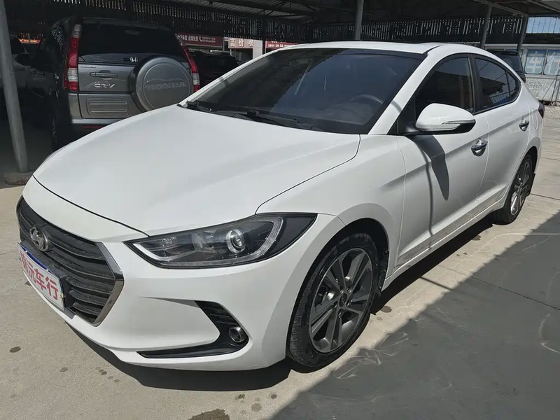 Hyundai Elantra