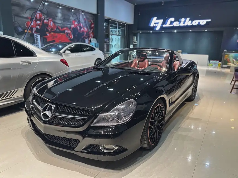 Mercedes-Benz SL-Class