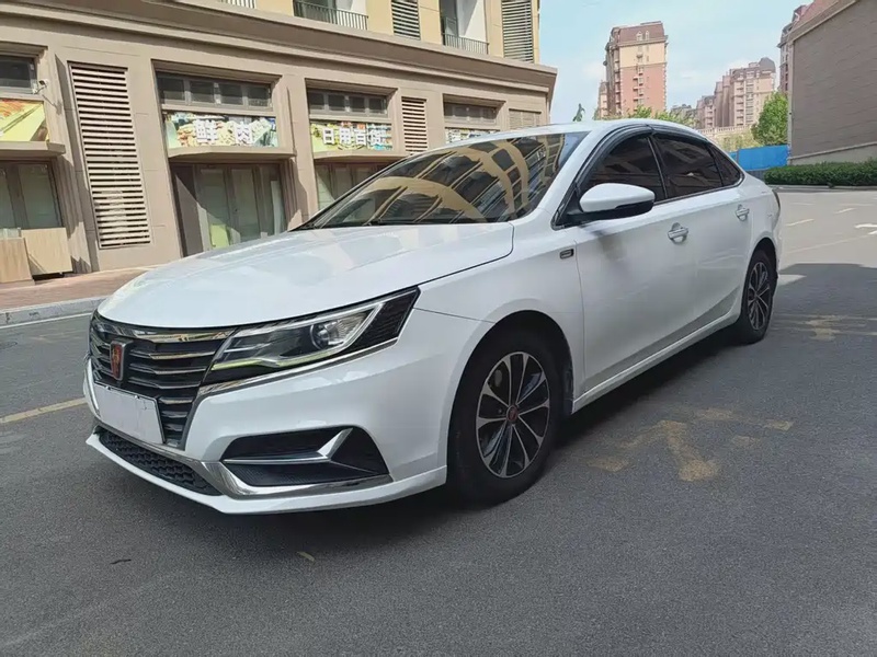Roewe i6