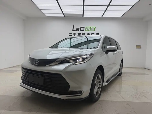 Toyota Sienna 2023