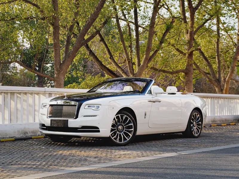 Rolls-Royce Dawn
