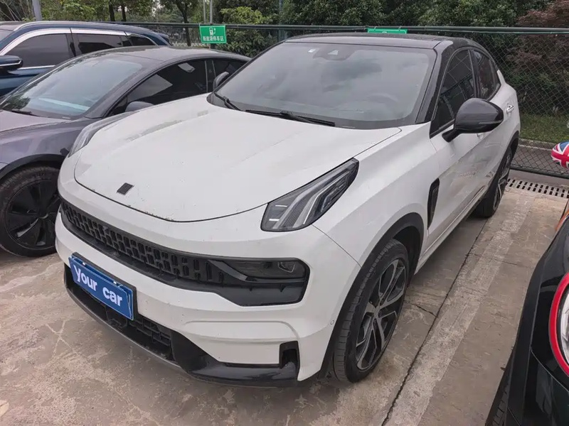 Lynk & Co 05