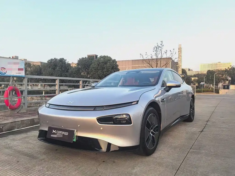 XPeng P7