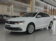 Volkswagen Sagitar 2016