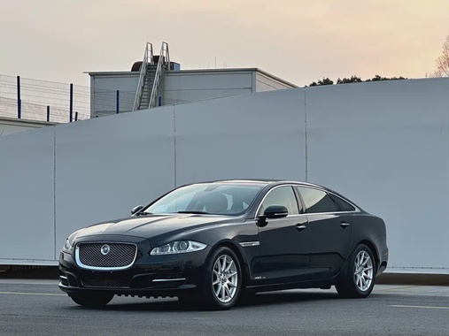 Jaguar XJ 2011