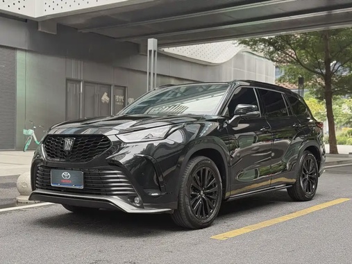 Toyota Crown Kluger