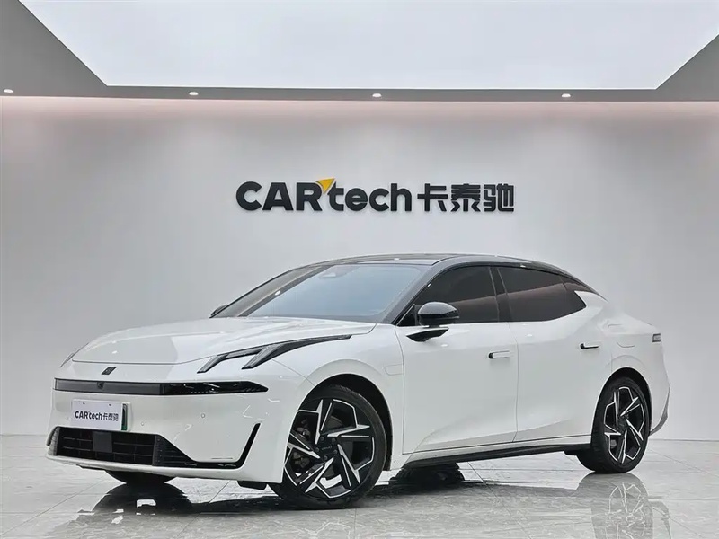 Lynk & Co 07