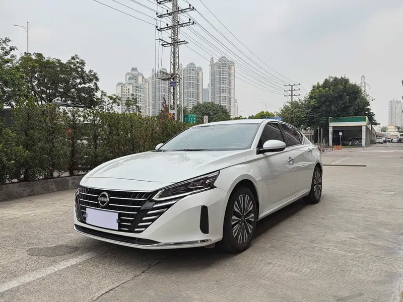 Nissan Teana