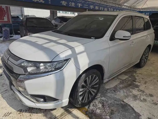 Mitsubishi Outlander 2021