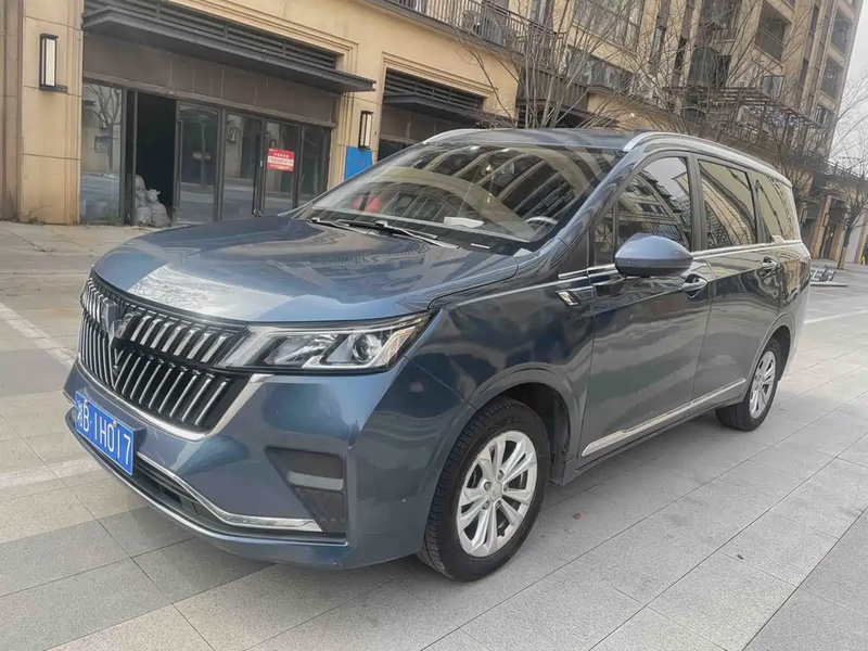 Wuling Jiachen