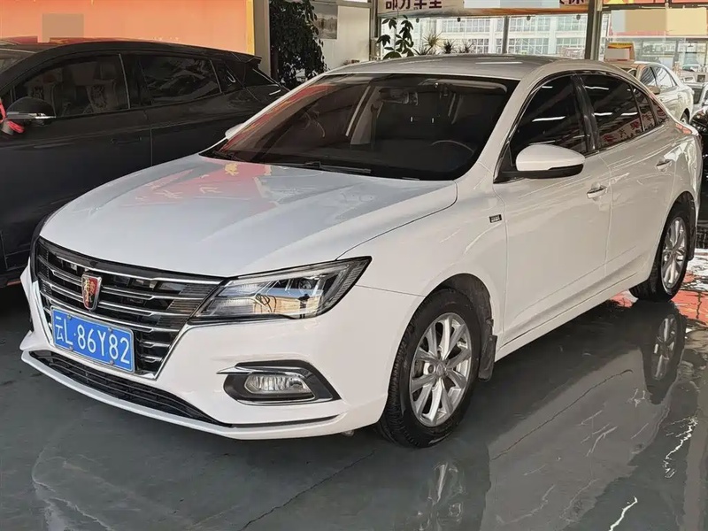 Roewe i5