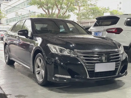 Toyota Crown 2017