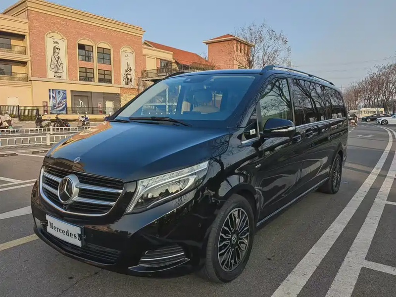 Mercedes-Benz V-Class