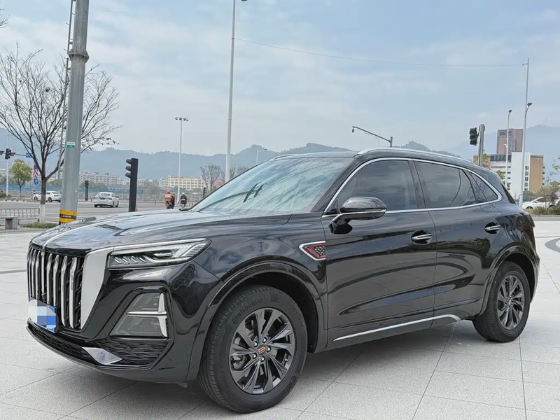 Hongqi HS5