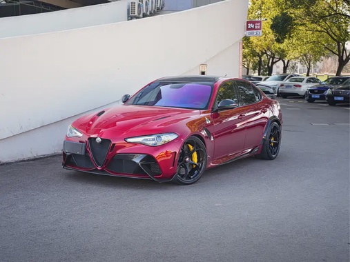 Alfa Romeo Giulia 2024