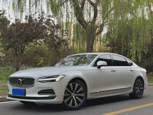 Volvo S90 2023