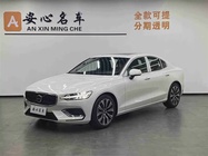 Volvo S60 2025