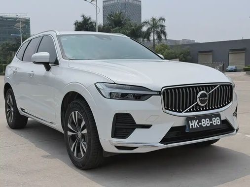 Volvo XC60 2025