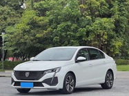 Peugeot 408 2023