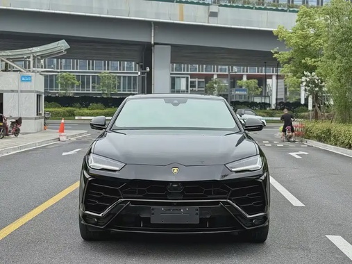 Lamborghini Urus 2022