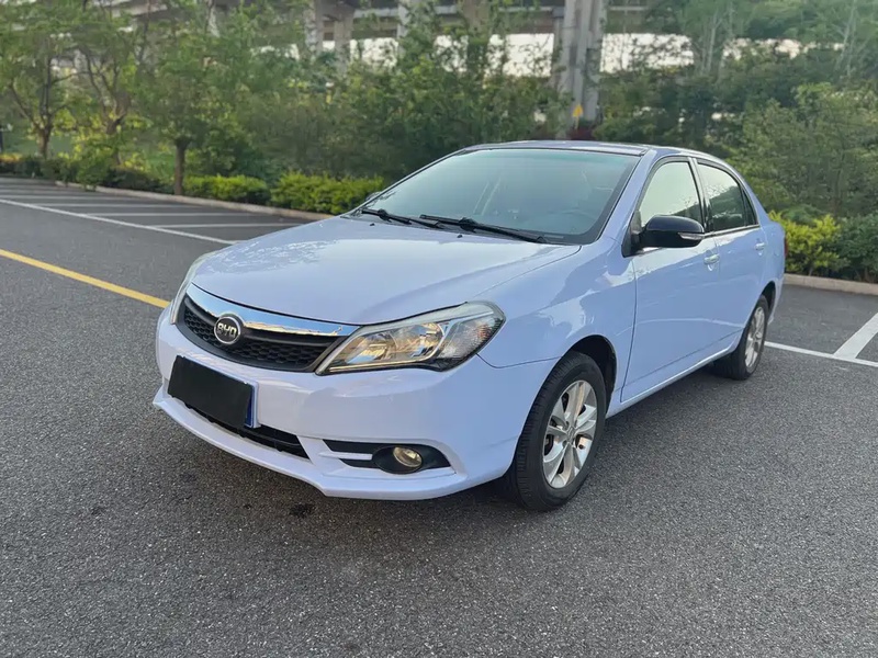 BYD F3
