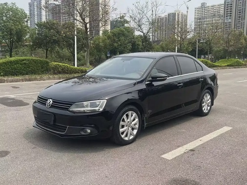 Volkswagen Sagitar 2013