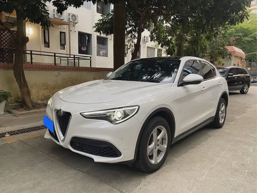 Alfa Romeo Stelvio 2019