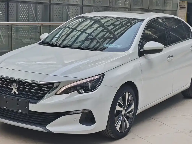Peugeot 408