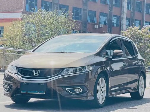 Honda Jade 2016