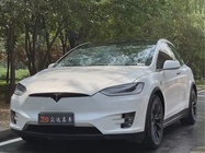 Tesla Model X 2019