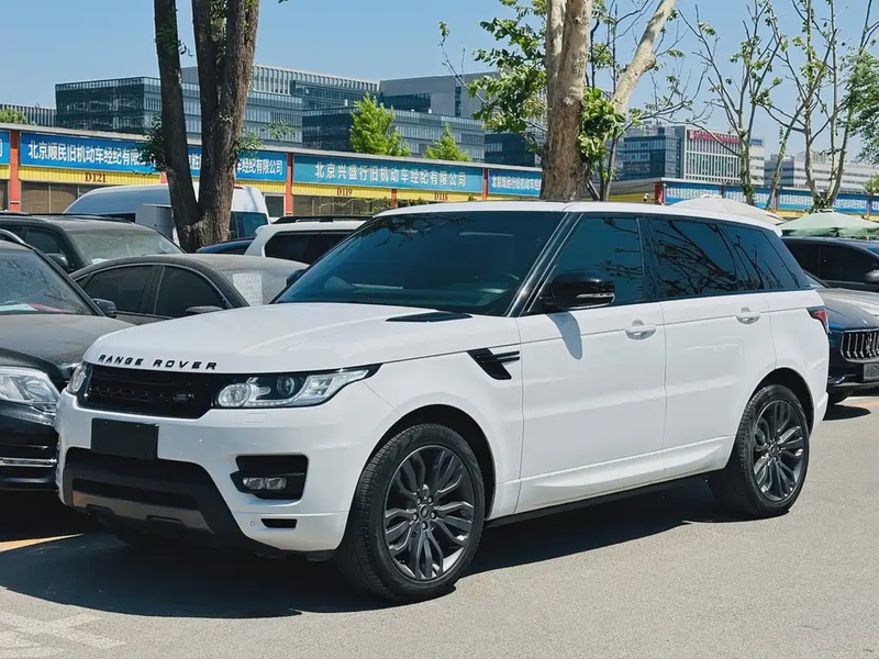 Land Rover Sport